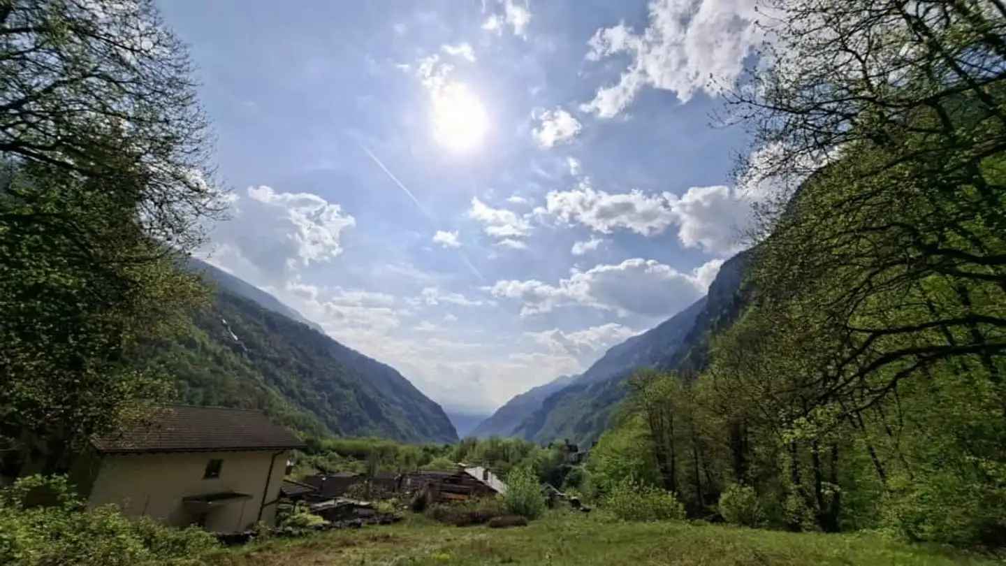 Constructible plot for sale - In Selva, 6745 Giornico - Photo 2