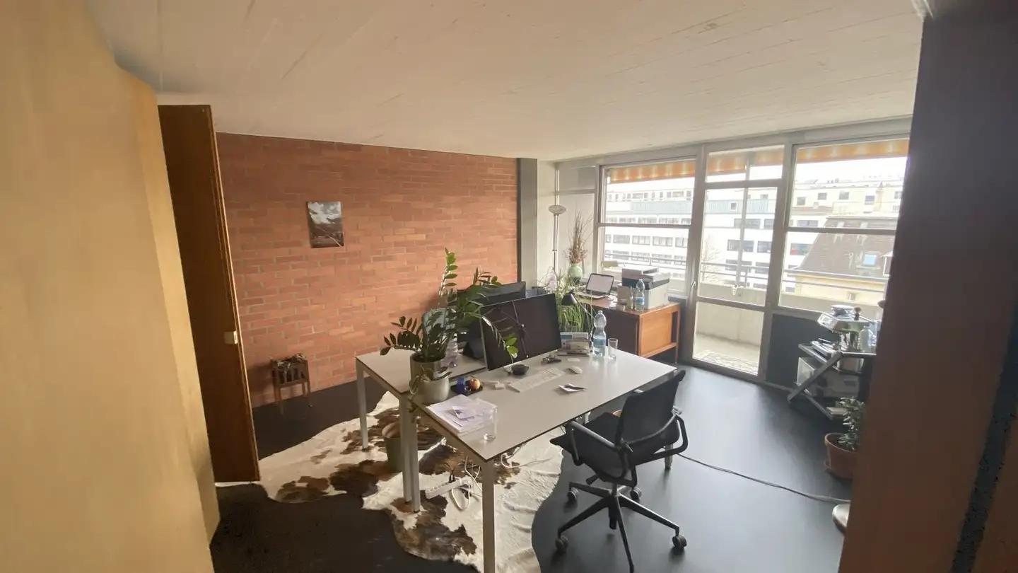 Bureau à louer - Quai Du Haut / Oberer Quai 12, 2503 Biel/Bienne