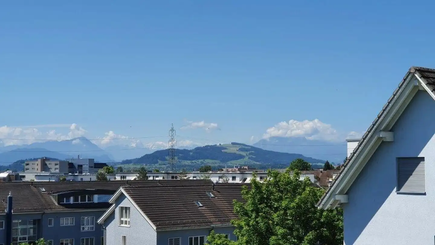 Attique à louer - Eschenstrasse 10, 6312 Steinhausen