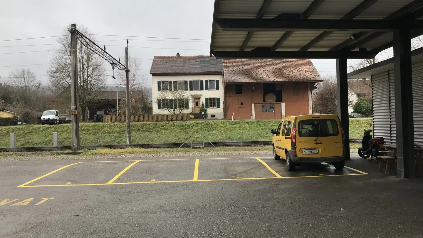 Outdoor parking space for rent - Bahnhofstrasse 13a, 8260 Stein am Rhein - Photo 2