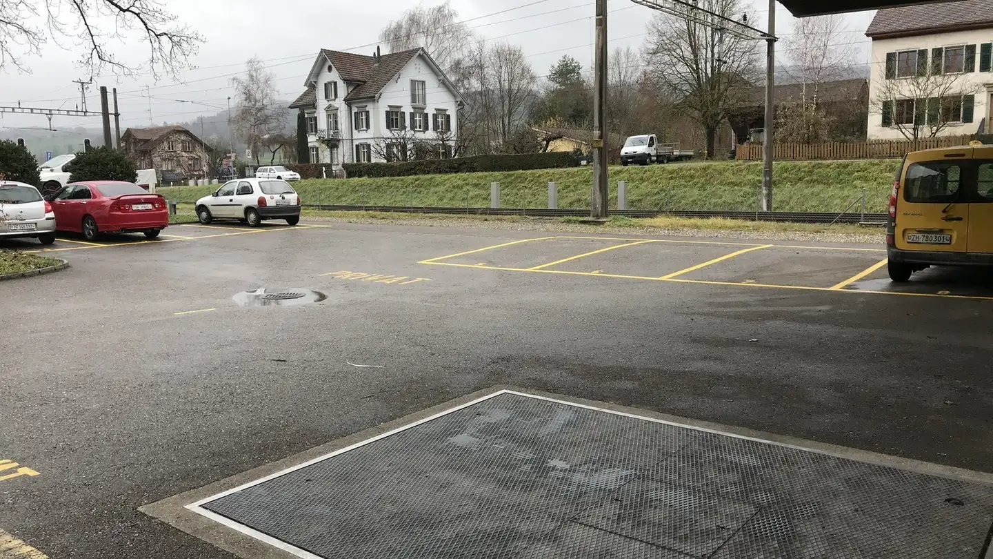Outdoor parking space for rent - Bahnhofstrasse 13a, 8260 Stein am Rhein - Photo 4
