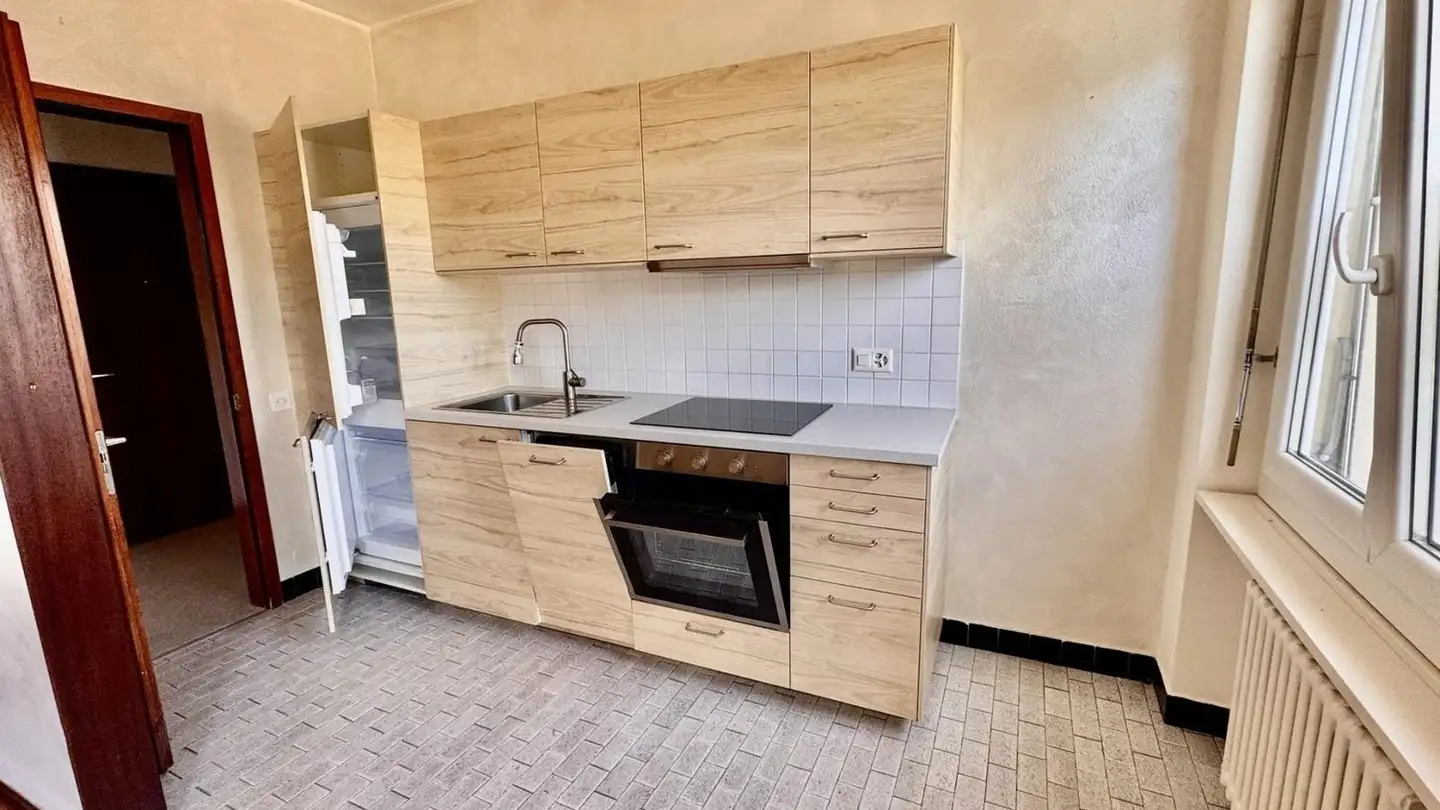 Appartamento in affitto - Via Lugano 2, 6988 Ponte Tresa - Photo 2