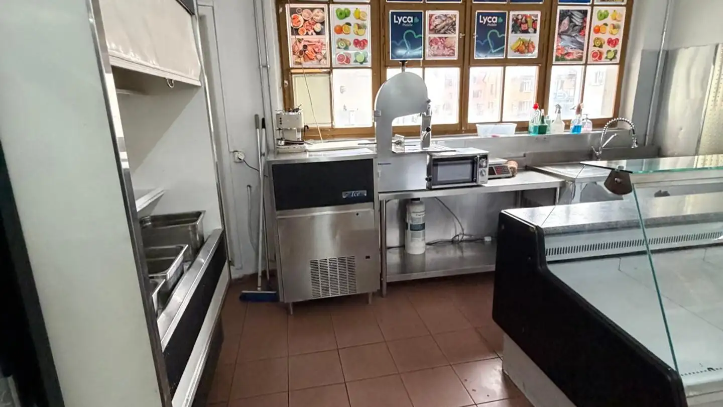 Shop for rent - 5210 Windisch - Photo 2