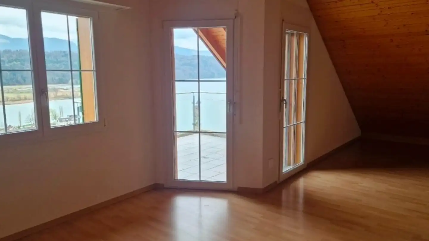 Attic flat for rent - 8716 Schmerikon - Photo 4