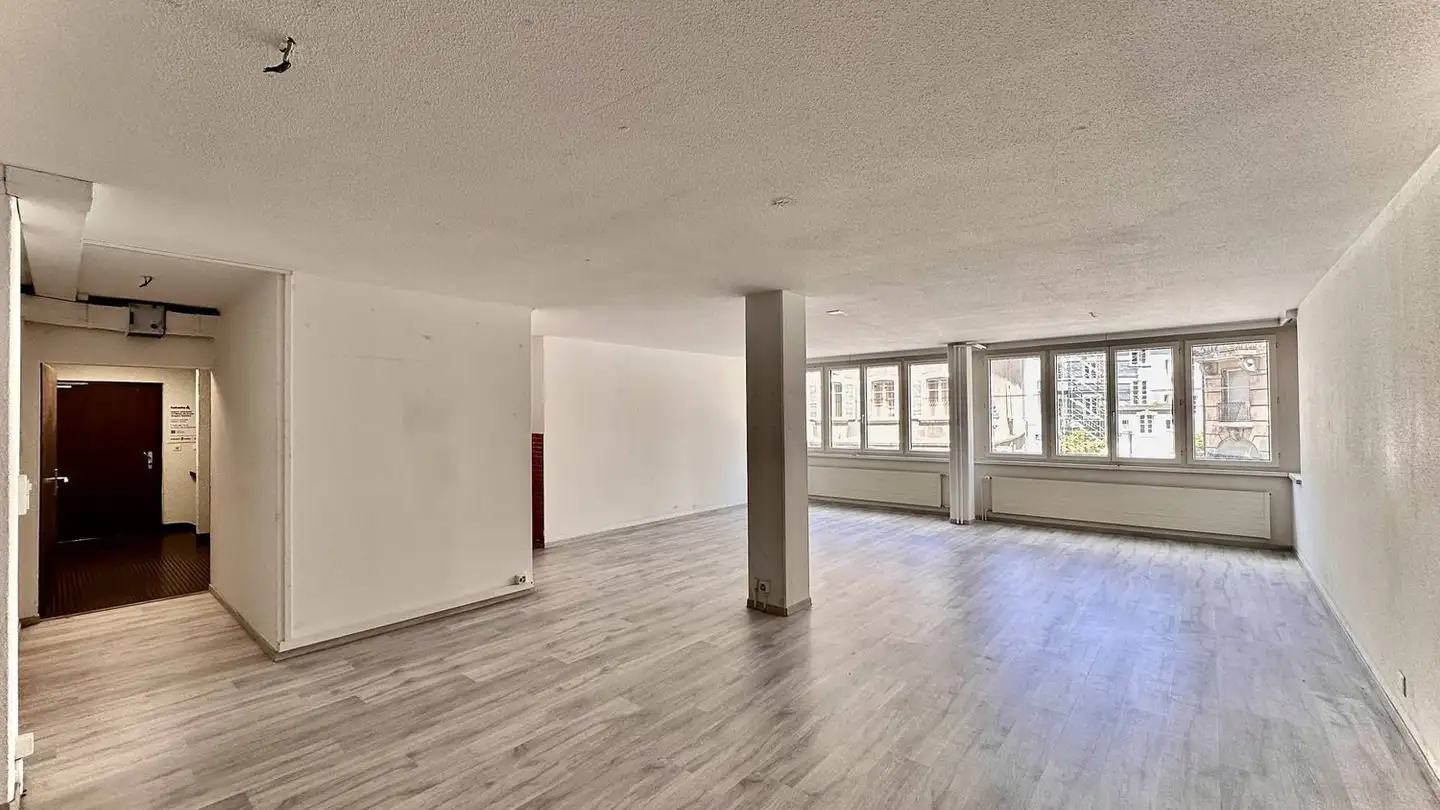 Office space for rent - 2300 La Chaux-de-Fonds - Photo 2