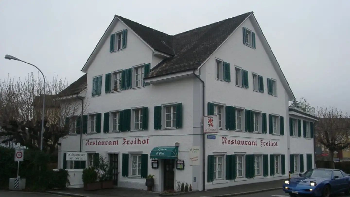 Commercial à louer - Badenerstrasse 3, 8953 Dietikon