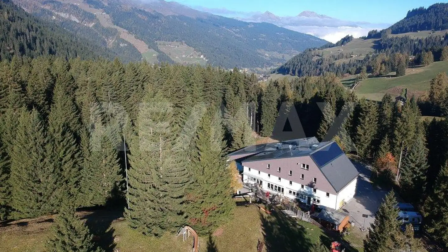 Mehrfamilienhaus kaufen - Geissbodaweg 1, 7076 Parpan