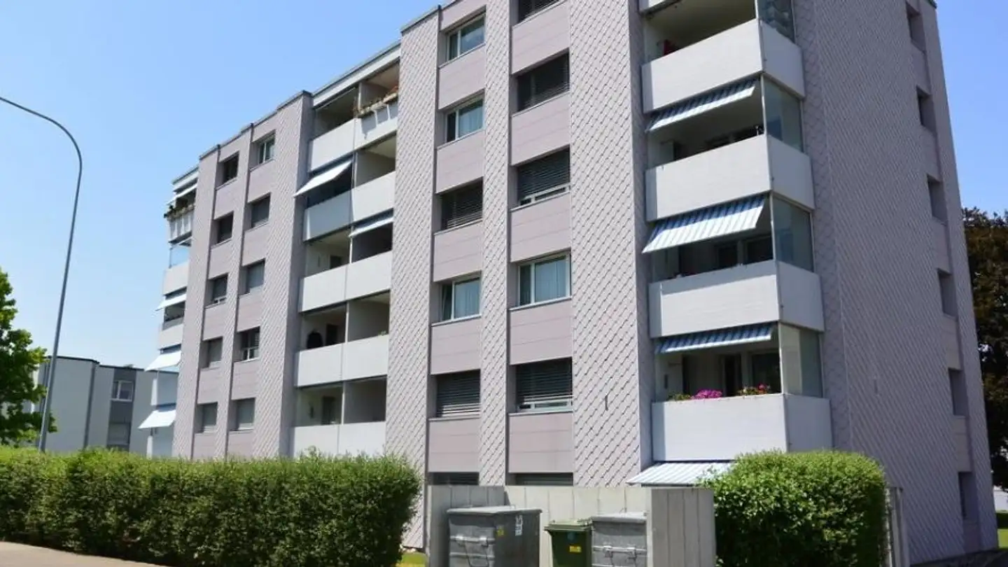 Parcheggio esterno in affitto - Auenring 1, 8303 Bassersdorf
