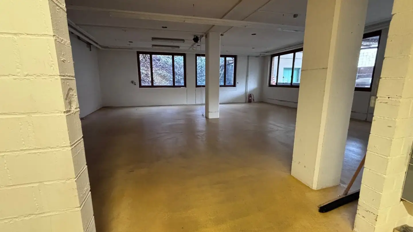 Immeuble industriel à louer - Gempenstrasse 42a, 4143 Dornach - Photo 3