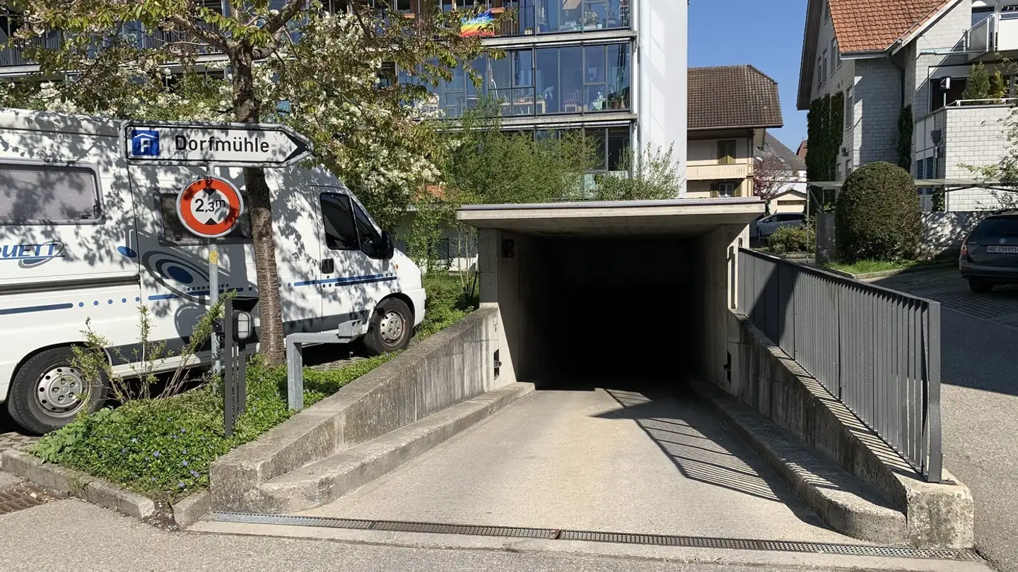 Place de parking souterraine à louer - Bahnhofstrasse 7, 3550 Langnau im Emmental - Photo 3