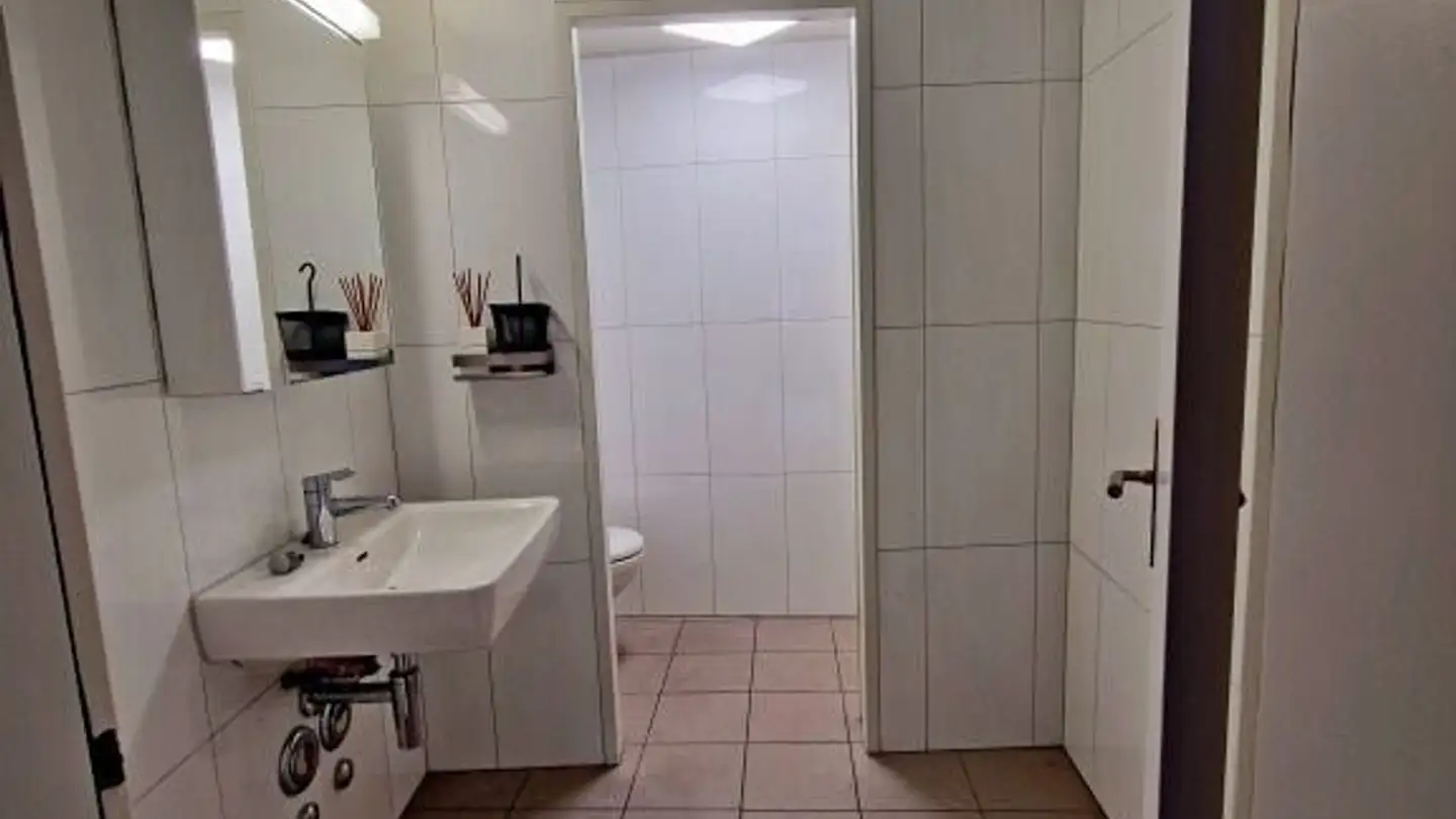 Commercial for rent - Pfluggässlein 14, 4001 Basel - Photo 4