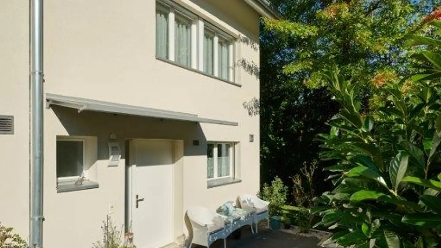 Casa a schiera in vendita - Reinacherstrasse 65e, 4106 Therwil - Photo 2