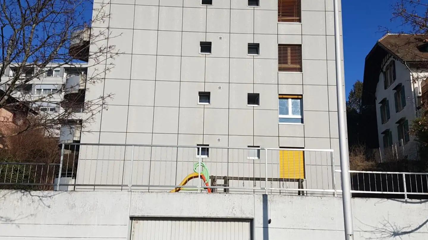 Indoor parking space for rent - Chemin De La Caille 44, 2000 Neuchâtel