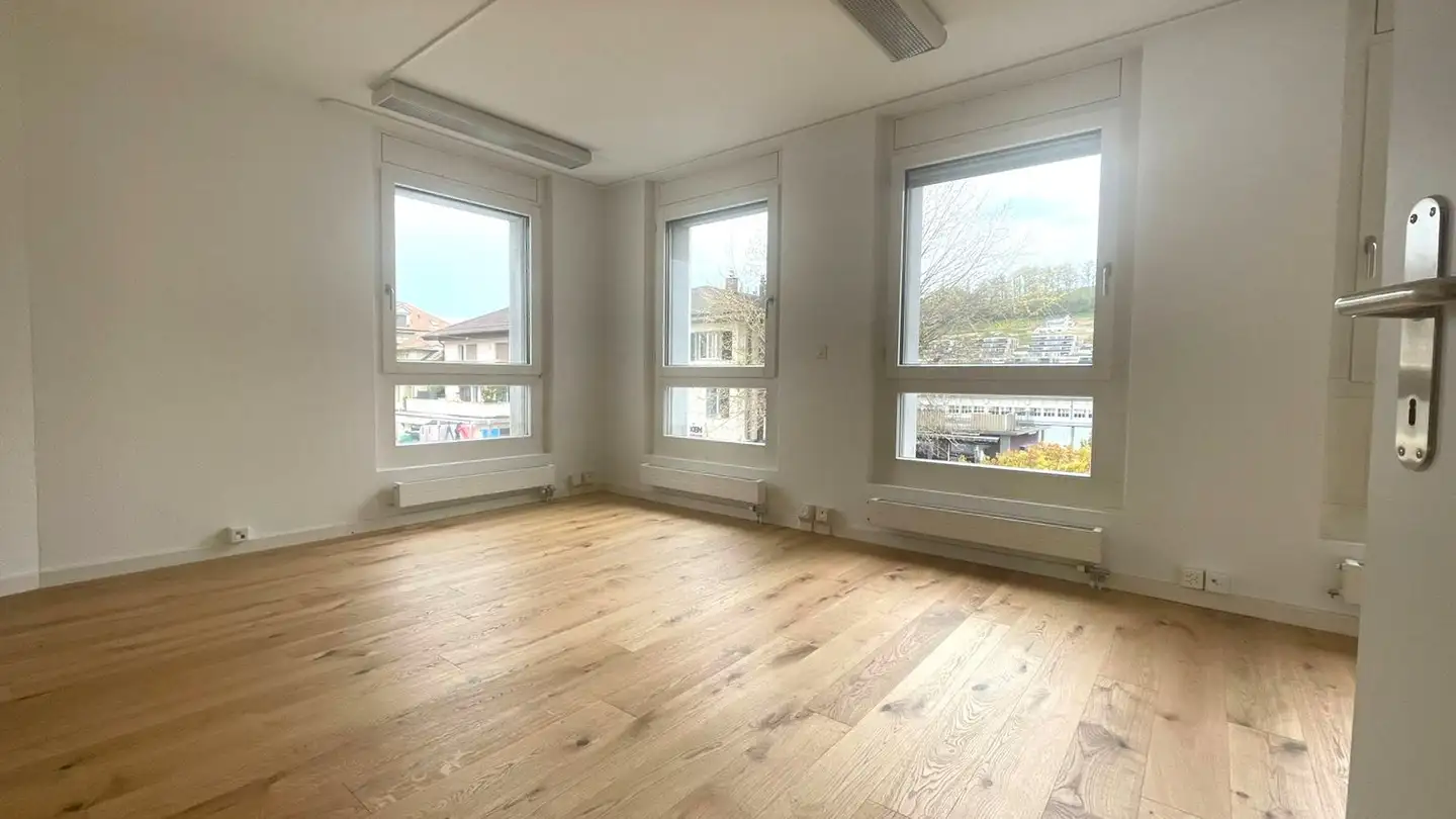 Commercial for rent - Bahnhofstrasse 33, 4950 Huttwil - Photo 4