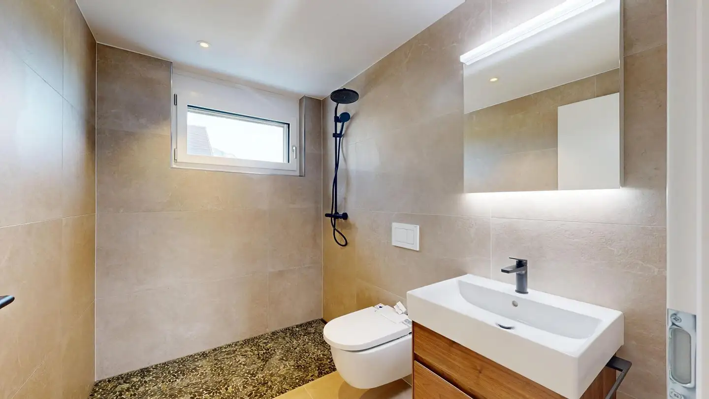 Stepped house for sale - 9468 Sax - Photo 3