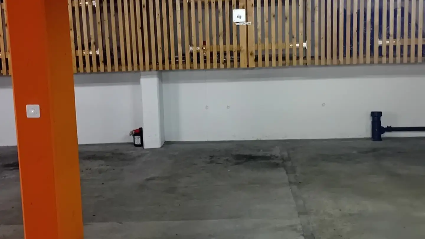 Garage individuel à louer - Burgweg, 6014 Luzern