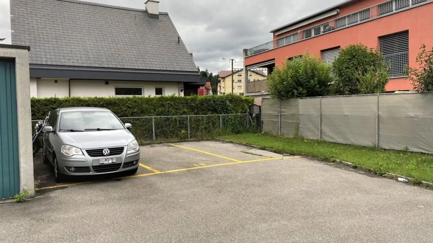 Parkplatz im Freien mieten - Rieven 16, 7013 Domat/Ems - Foto 4