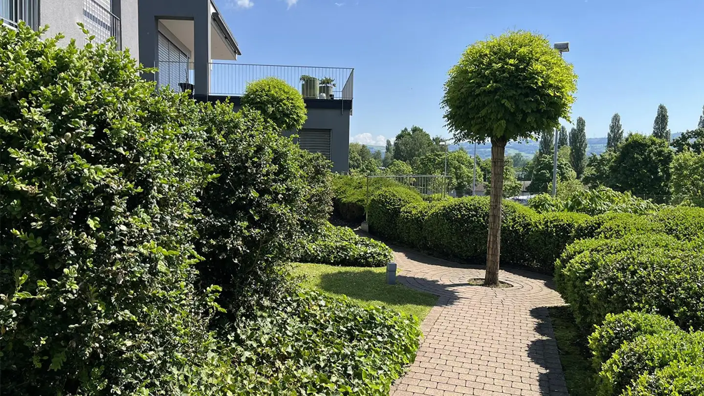 Edificio residenziale in vendita - 6330 Cham - Photo 3