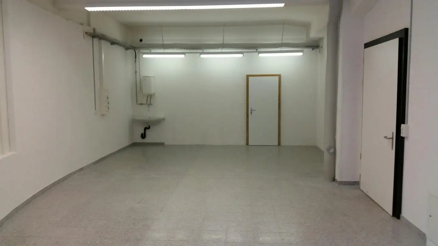 Atelier à louer - Schmiedenstrasse 10, 8840 Einsiedeln - Photo 2