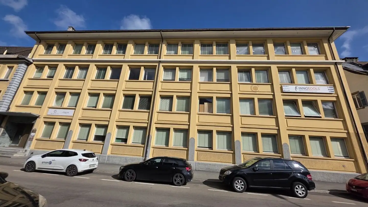 Commercial for rent - Rue des Billodes 26, 2400 Le Locle