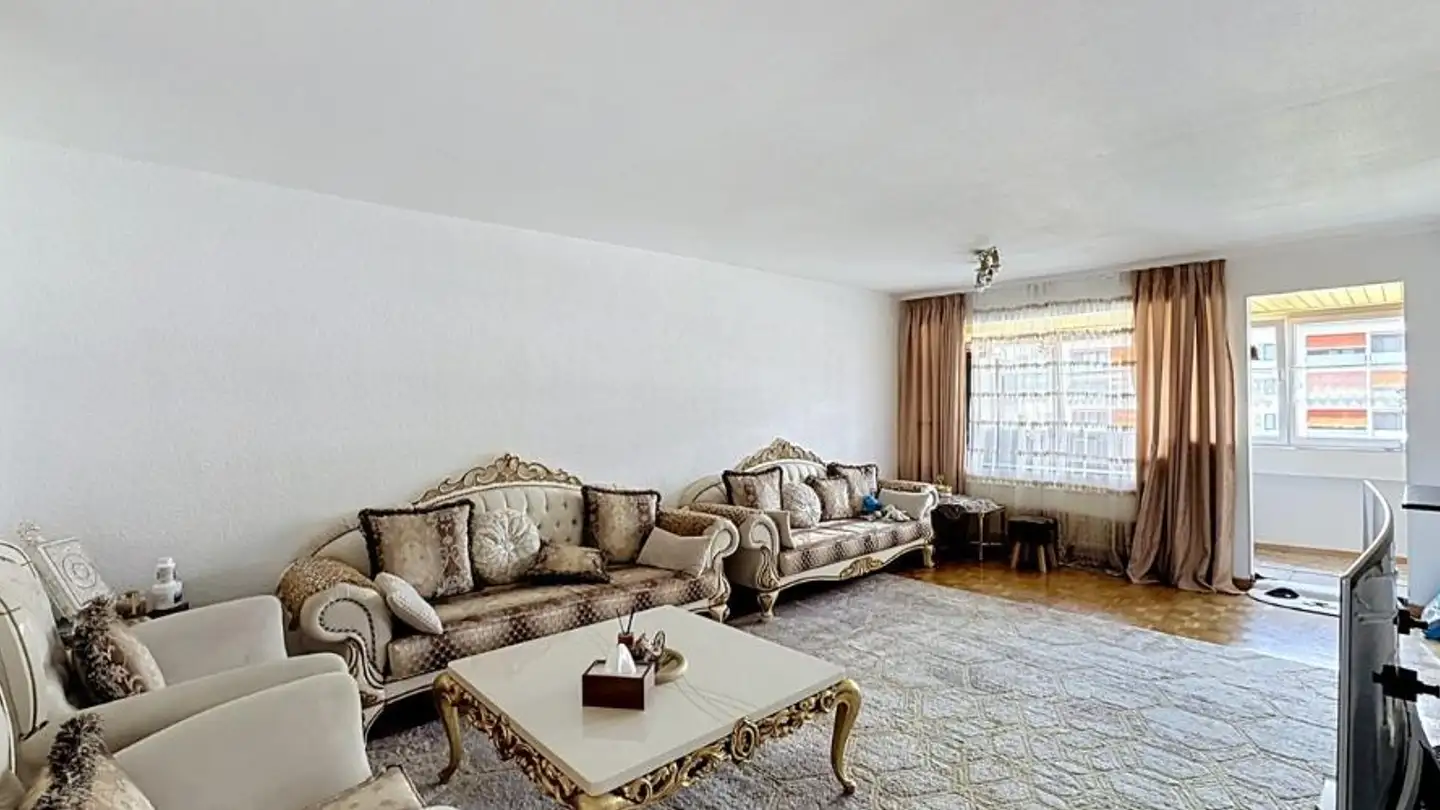Apartment for sale - Rue Du Locle 5b, 2300 La Chaux-de-Fonds - Photo 2