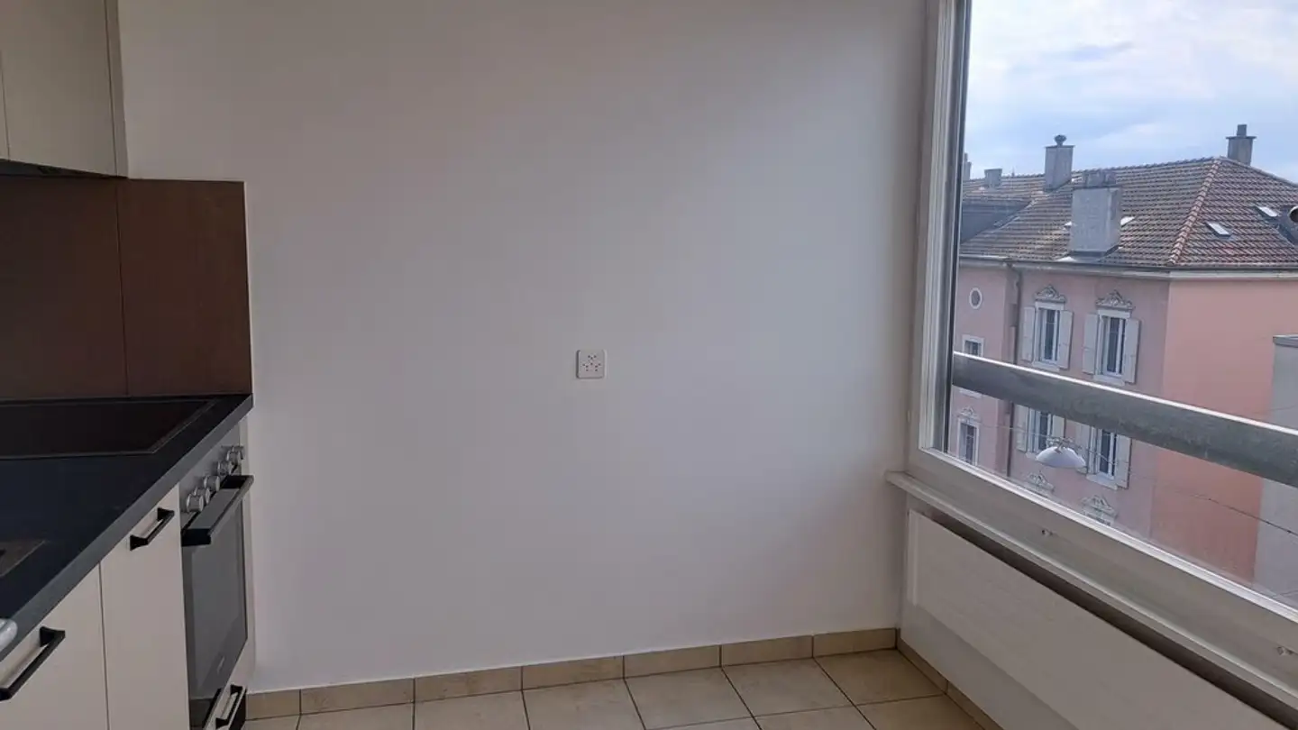 Appartement à louer - Rue Des Parcs 42, 2000 Neuchâtel - Photo 2