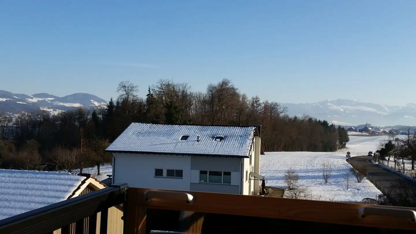Dachgeschosswohnung mieten - Ruetschbergstrasse 11, 8330 Pfäffikon ZH