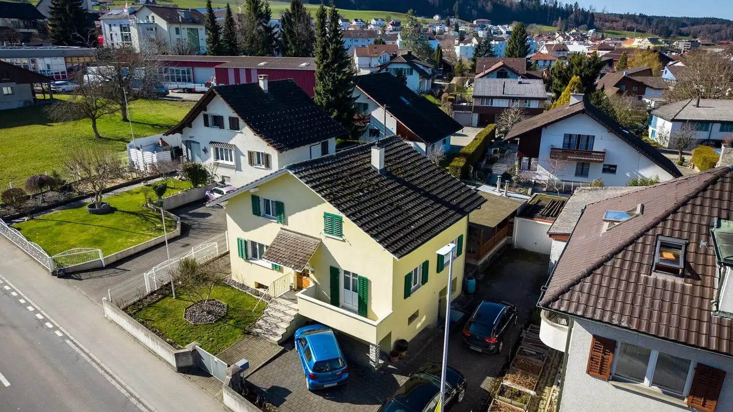 Single house for sale - 6221 Rickenbach LU - Photo 3