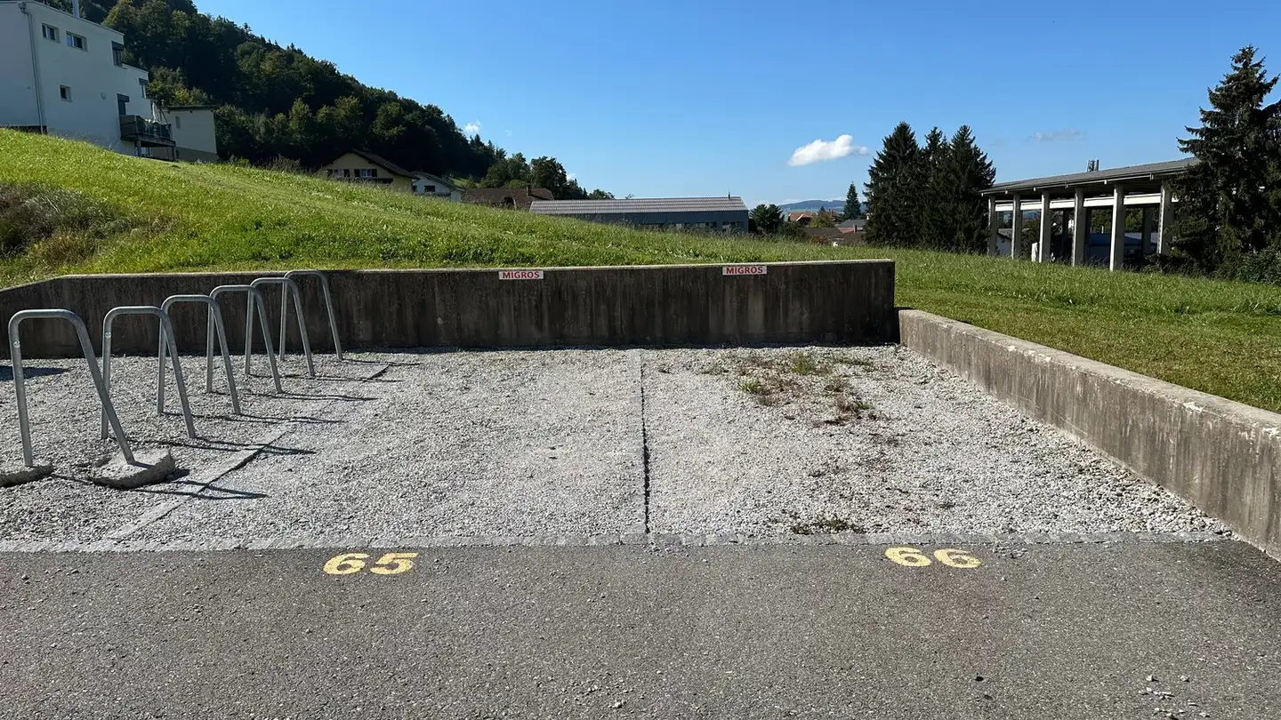 Parkplatz im Freien mieten - Haut De Scherwyl 2, 1634 La Roche FR