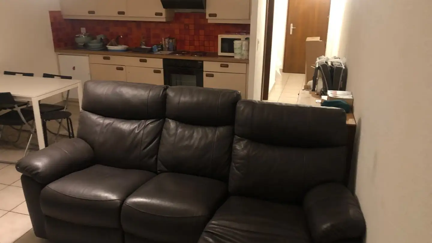 Appartement à louer - Place Du Village, 1272 Genolier - Photo 3