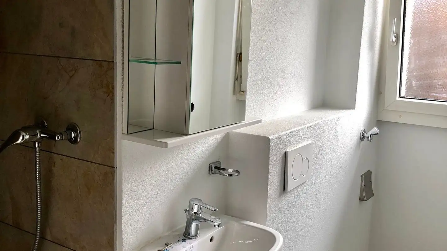 Attic flat for rent - Via Val Maggiore, 6807 Taverne - Photo 4