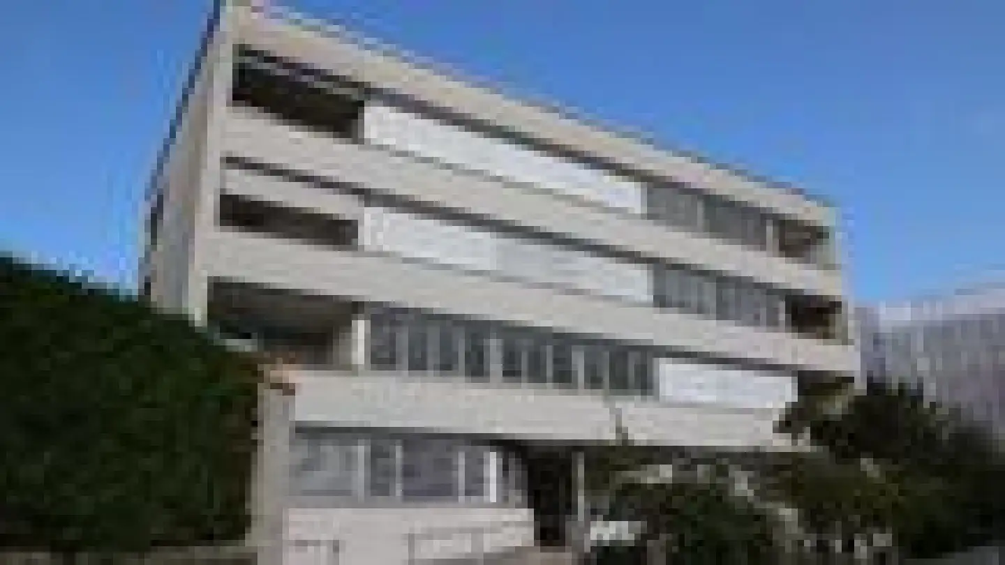 Underground parking space for rent - Rue Du Botzet, 1700 Fribourg