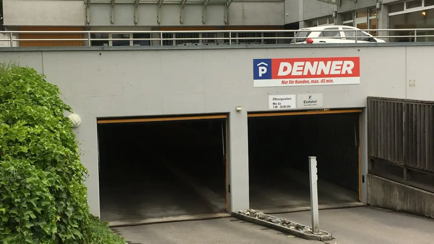 Underground parking space for rent - Wächlenstrasse 1, 8832 Wollerau