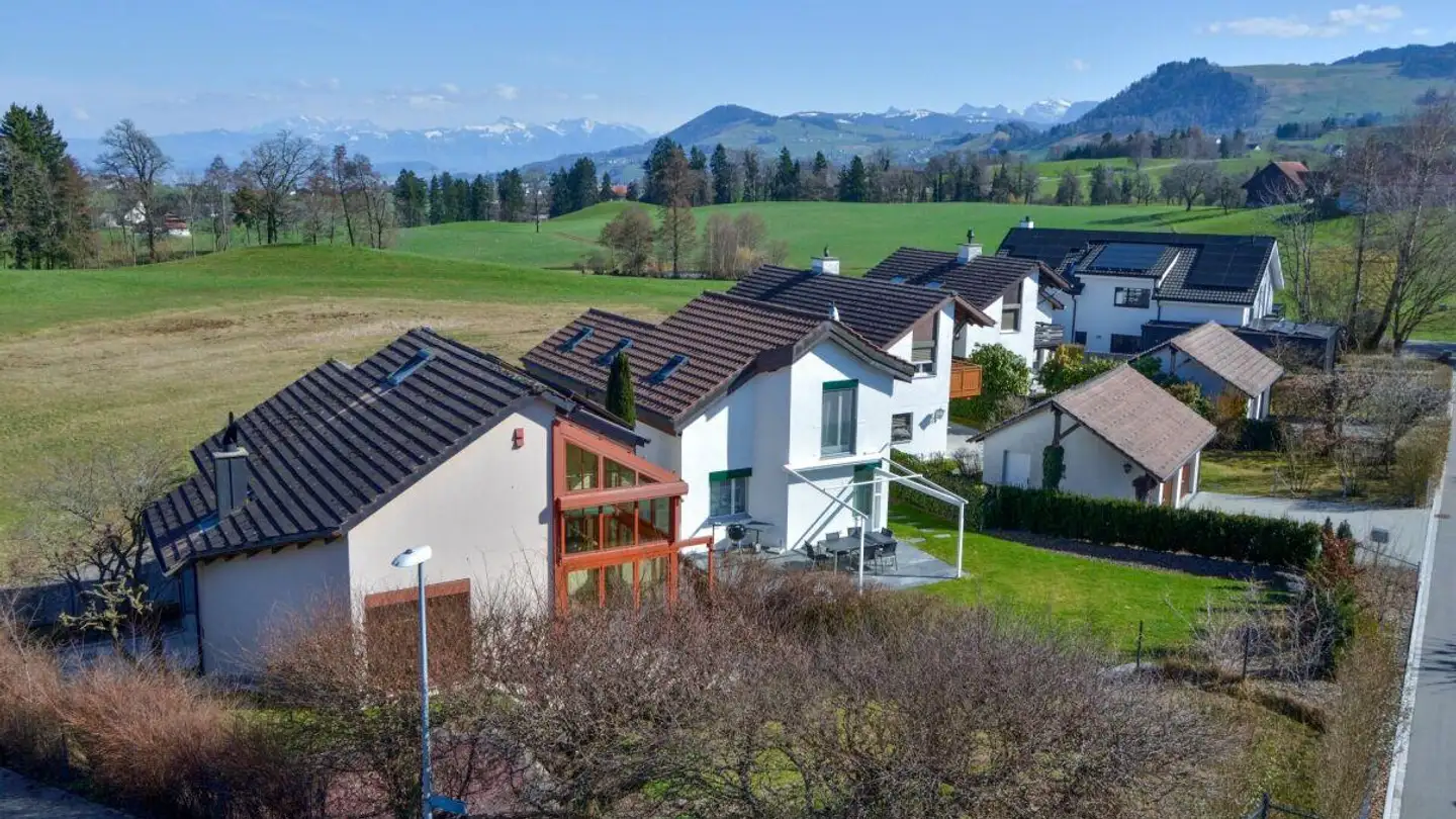 Maison individuelle à vendre - Mattenstrasse 2, 8824 Schönenberg ZH