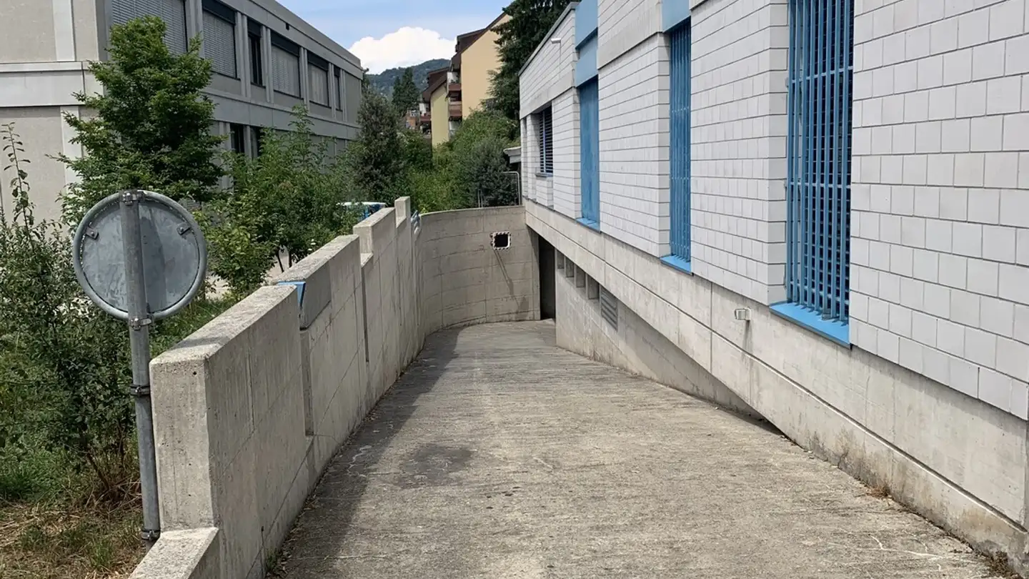 Garage individuel à louer - Avenue du Clos d'Aubonne 1, 1814 La Tour-de-Peilz - Photo 2