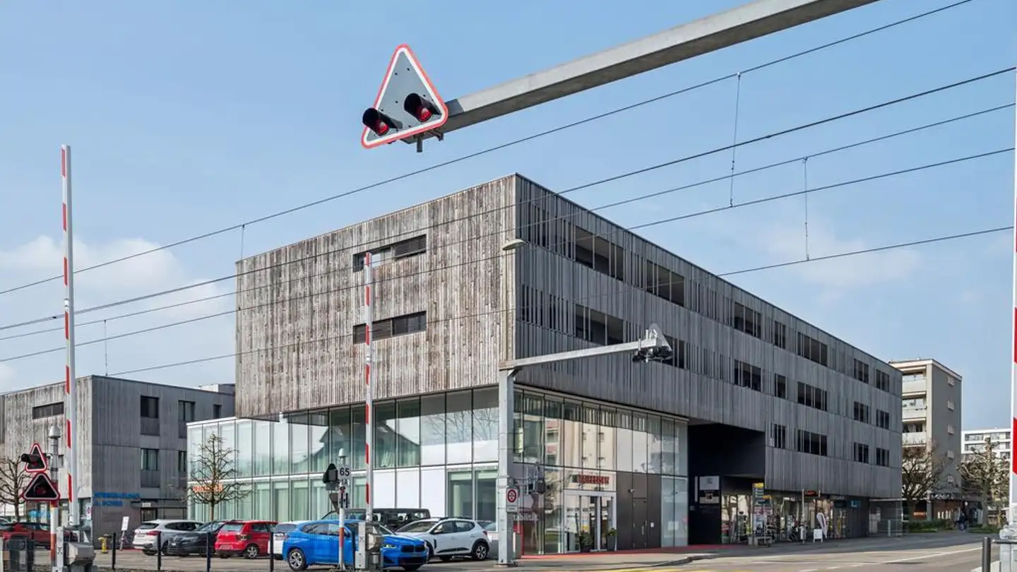 Office space for rent - Bahnhofstrasse 30, 4106 Therwil