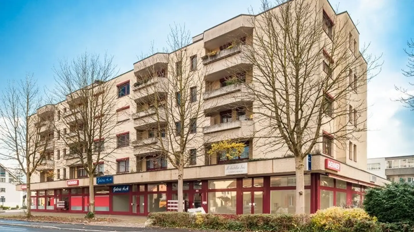 Shop for rent - Hauptstrasse 66, 4153 Reinach BL