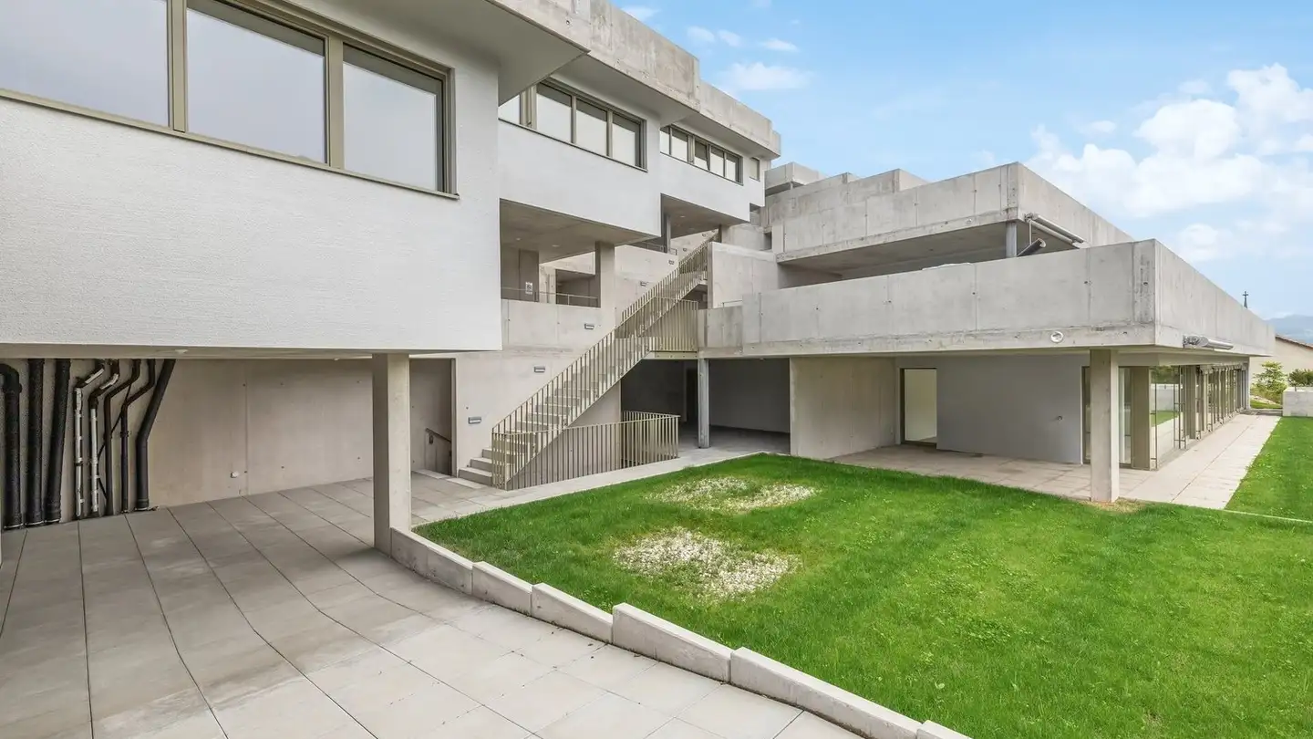 Stepped apartment for sale - Röschenzstrasse 74, 4242 Laufen - Photo 2