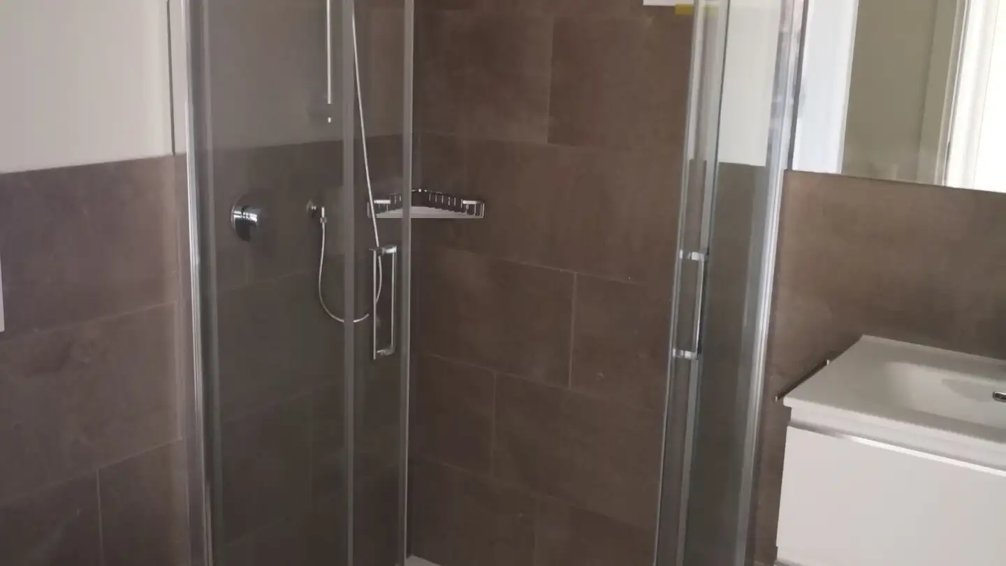 Appartement à louer - Salita Cuccarello 4b, 6934 Bioggio - Photo 4