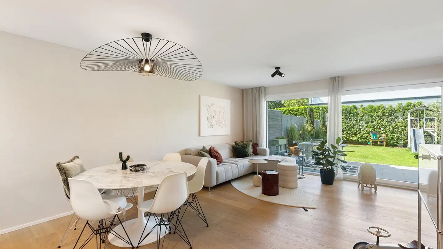 Stepped house for sale - 8610 Uster