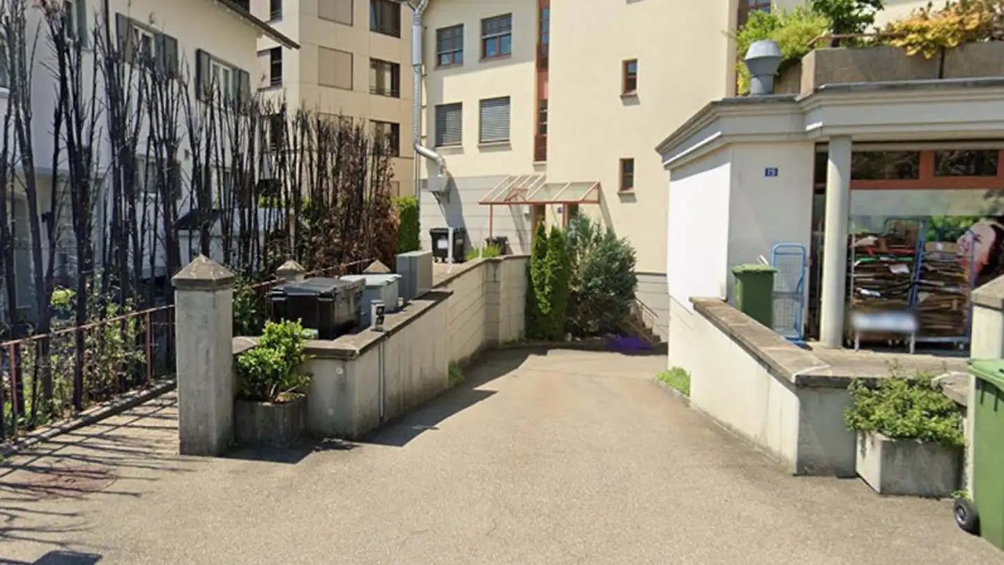 Parcheggio sotterraneo in affitto - Aubrigstrasse 19, 8645 Jona