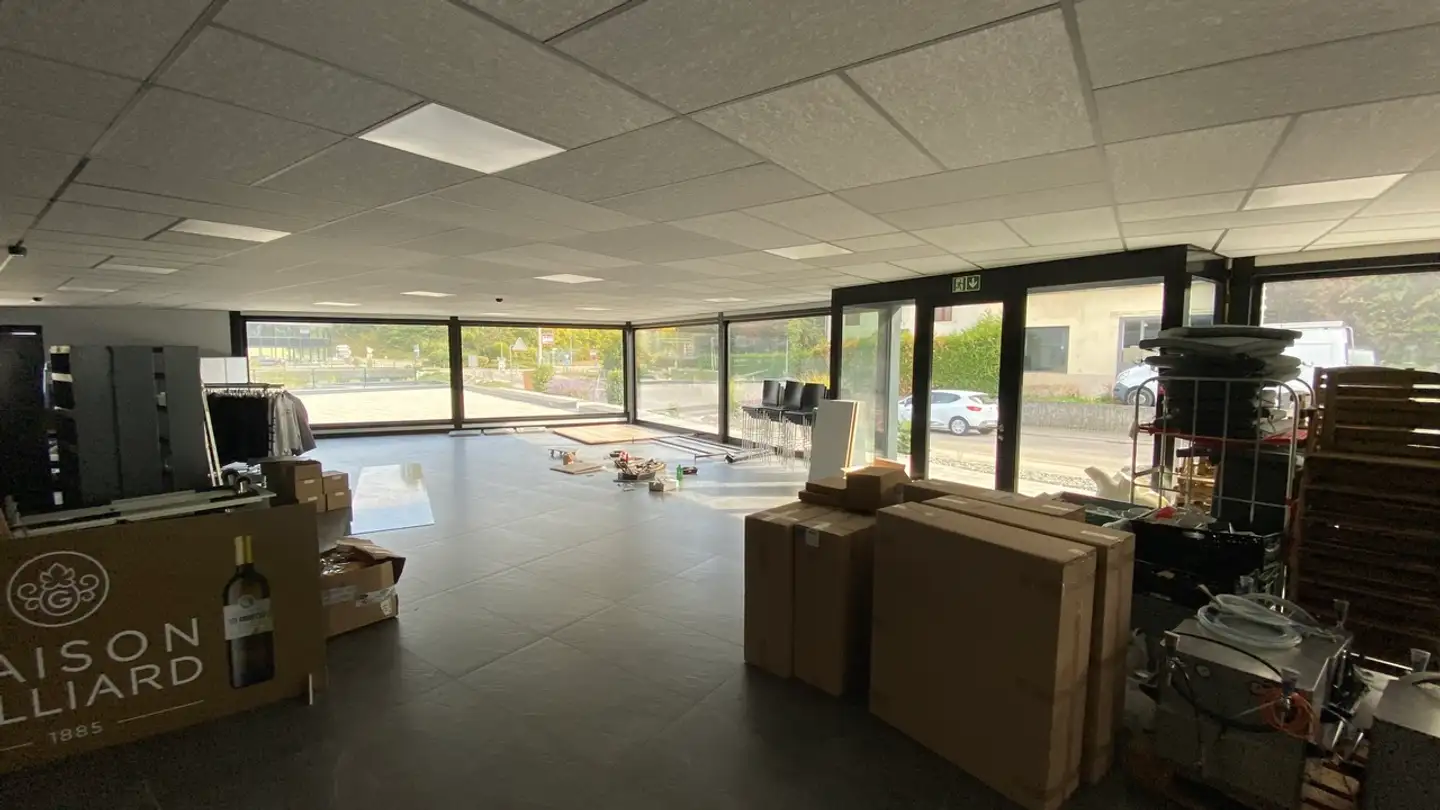Commercial à louer - Au Voyeboeuf 4, 2900 Porrentruy - Photo 3