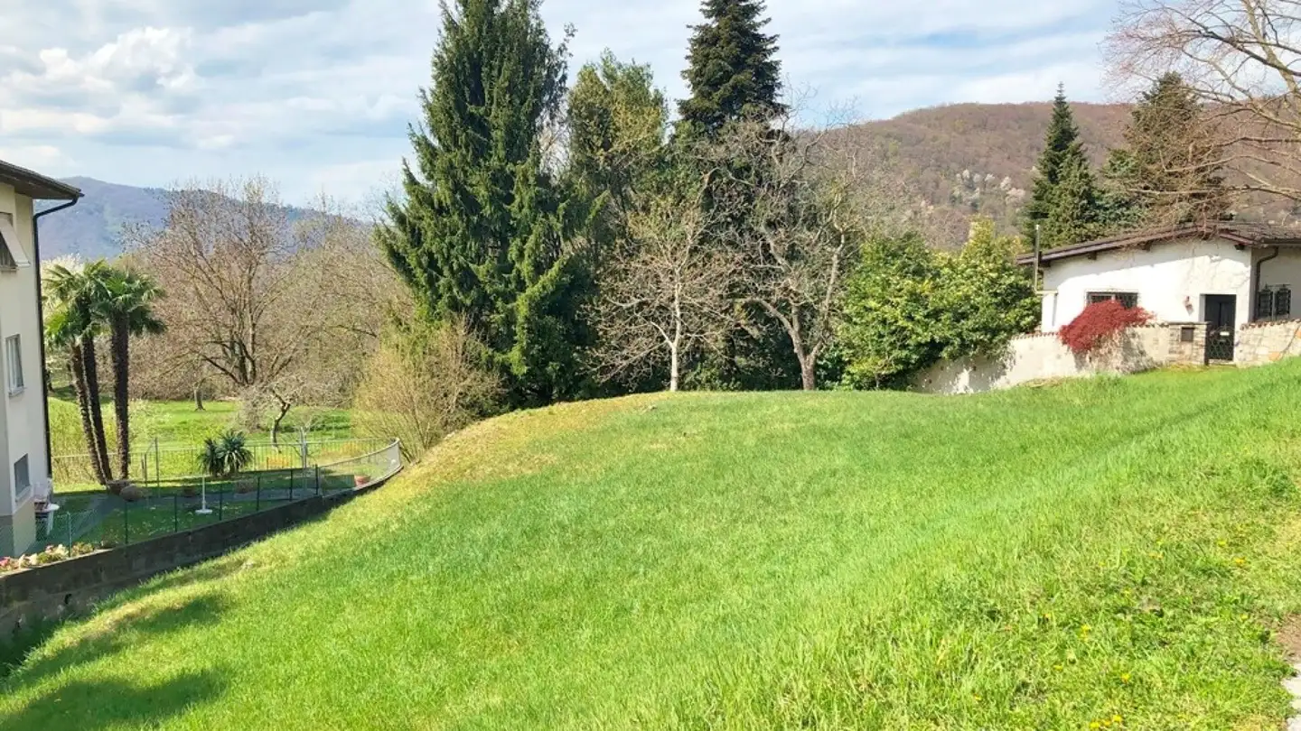 Constructible plot for sale - 6821 Rovio - Photo 2