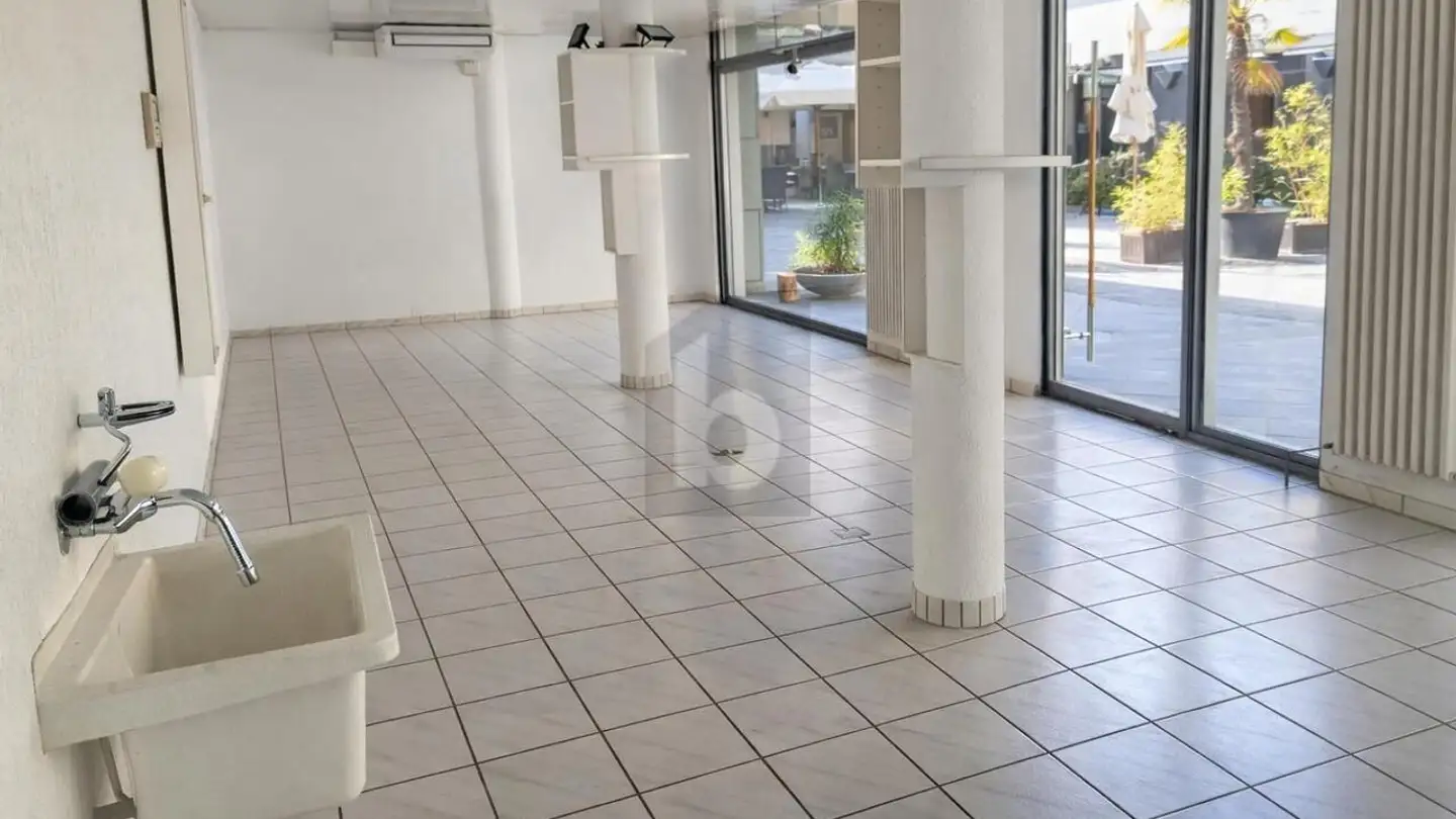 Commercial for rent - Sierre, 3960 Sierre - Photo 2