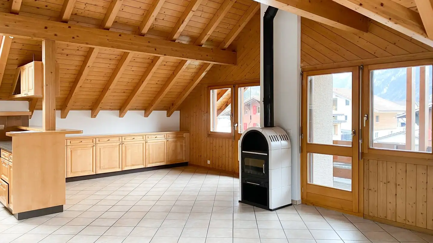 Dachgeschosswohnung mieten - Distelweg 1, 3714 Frutigen