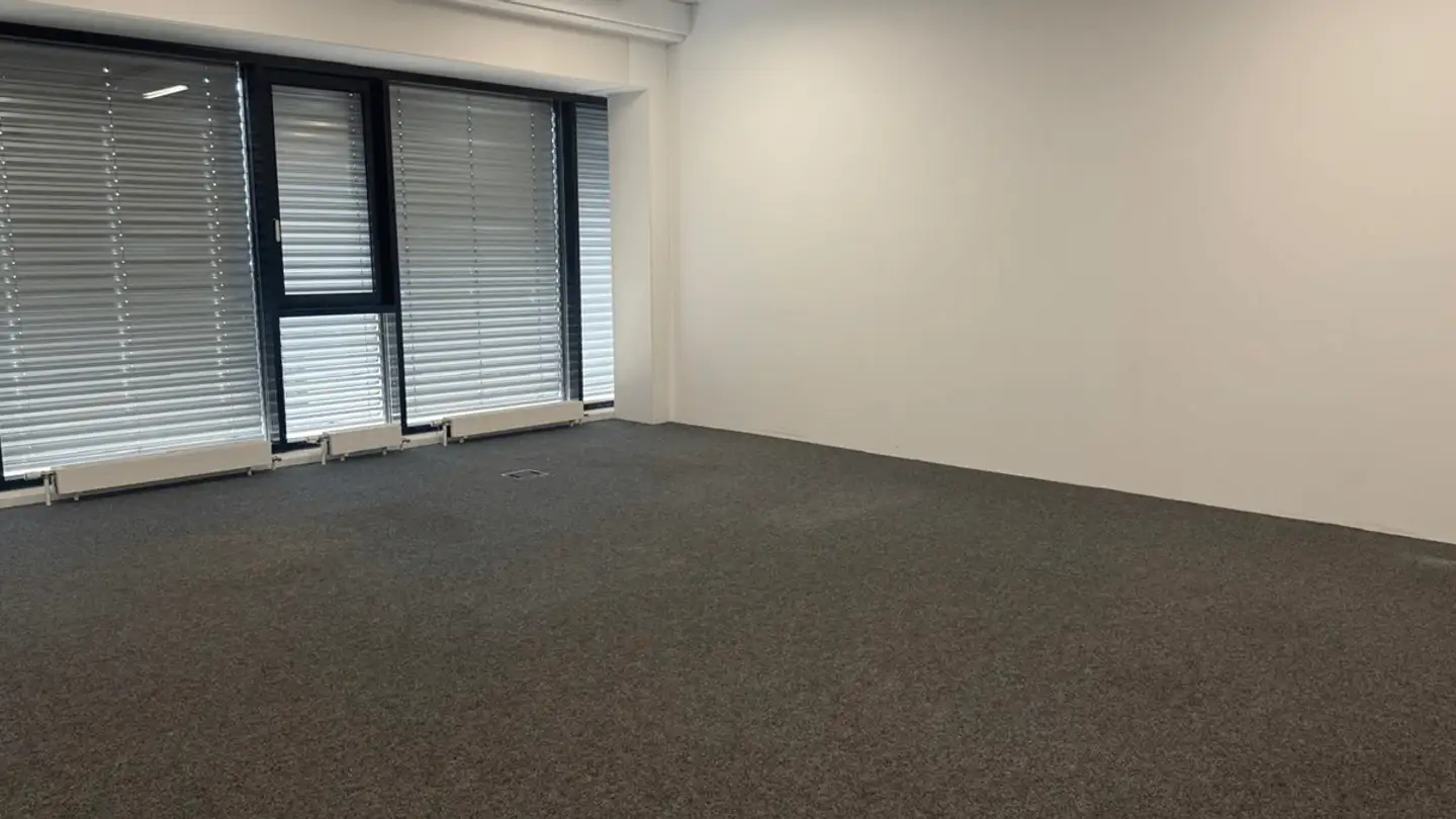 Bürofläche mieten - Oberglatterstrasse 35, 8153 Rümlang - Foto 4