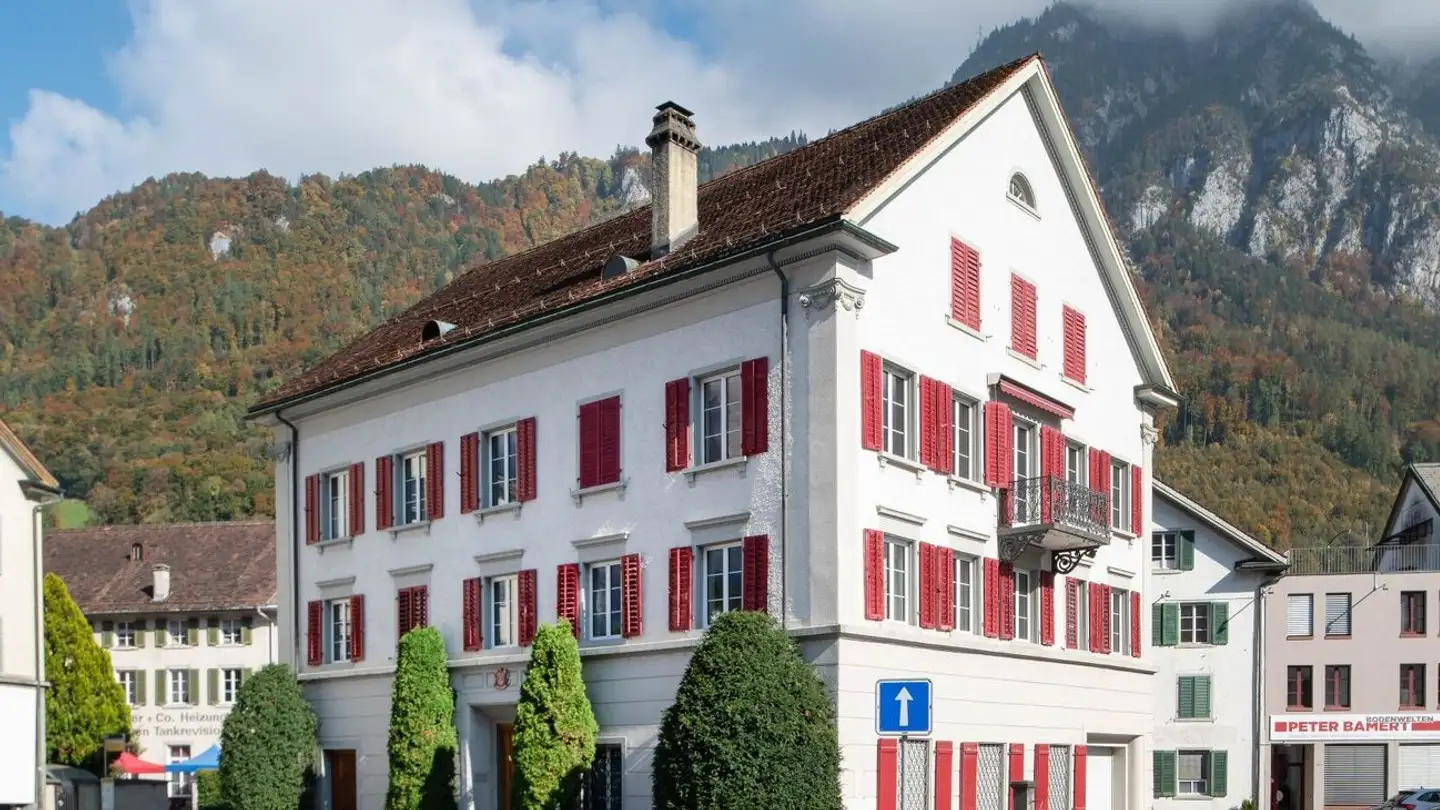 Apartment for rent - Burgstrasse 28, 8750 Glarus - Photo 2