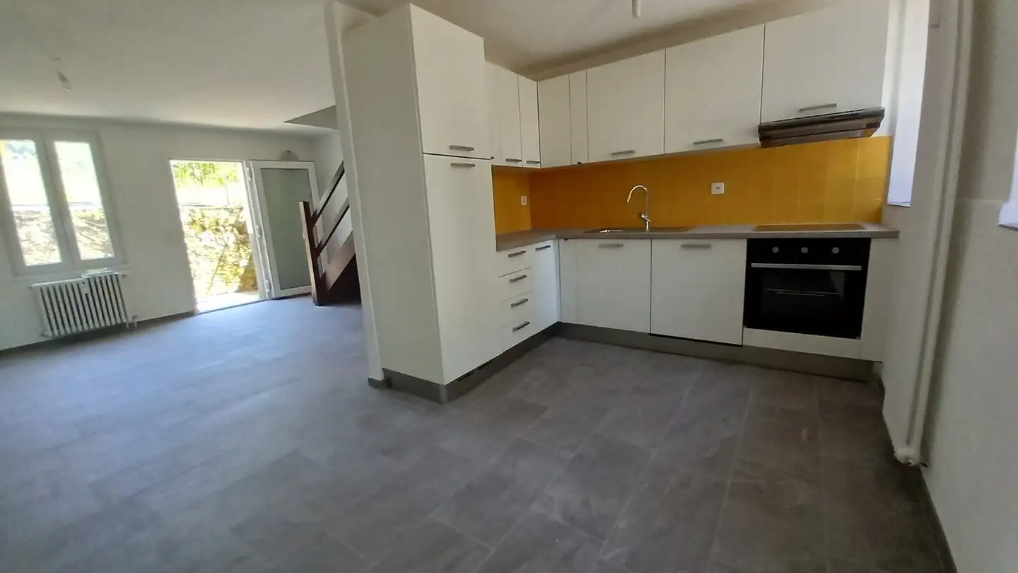Apartment for rent - Pusgiort 29, 6835 Morbio Superiore - Photo 3