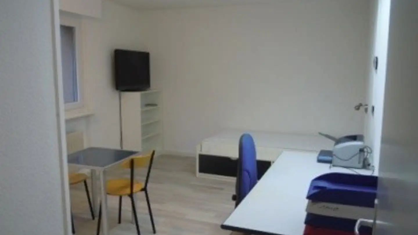 Chambre à louer - 2503 Biel/Bienne - Photo 2