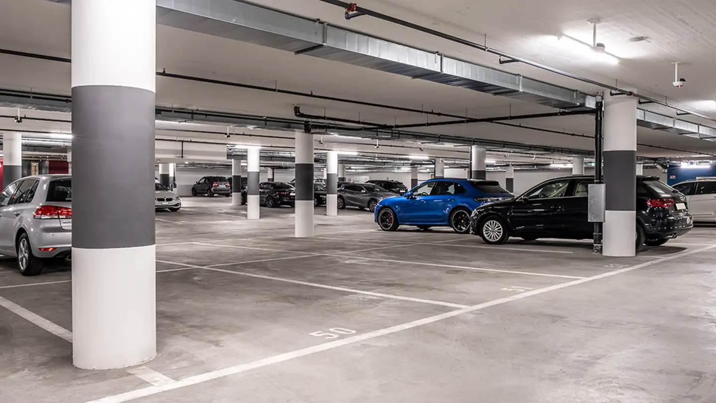 Tiefgaragenstellplatz mieten - Bahnhofplatz, 7000 Chur - Foto 3